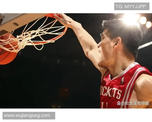 姚明背投球技艺的独特魅力与篮球战术的完美结合 姚明背投球技艺的独特魅力与篮球战术的完美结合