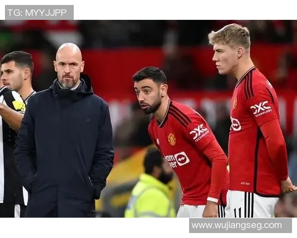 中超激战曼联与拜仁平局红牌事件引发全场热议战术分析深入解析 中超激战曼联与拜仁平局红牌事件引发全场热议战术分析深入解析