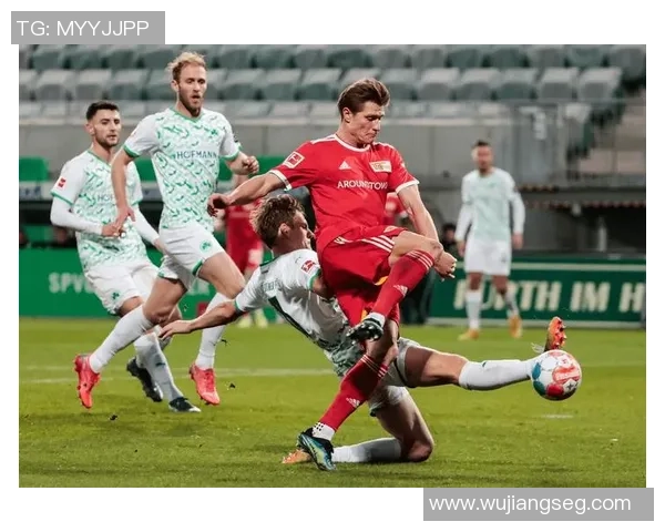 意甲激战拜仁与热刺握手言和帽子戏法瞬间点燃全场激情解析