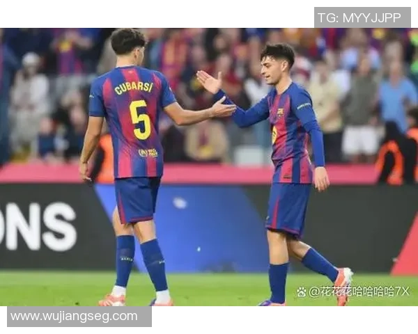 世界杯精彩对决那不勒斯与巴萨战成平局帽子戏法点燃全场激情