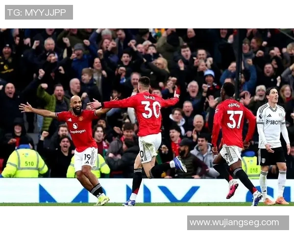 曼联友谊赛逆转曼城3-2全场沸腾精彩瞬间回顾 曼联友谊赛逆转曼城3-2全场沸腾精彩瞬间回顾