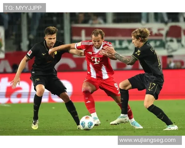 意甲激战巴萨逆转拜仁补时绝杀全场沸腾战报回顾 意甲激战巴萨逆转拜仁补时绝杀全场沸腾战报回顾