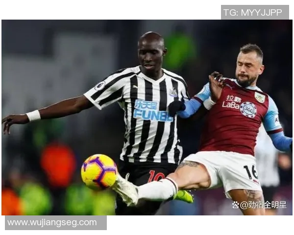 欧联杯精彩对决：里昂与那不勒斯战成平局战术分析与精彩瞬间回顾