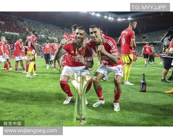 世界杯精彩对决曼联与本菲卡战成平局补时进球点燃全场激情