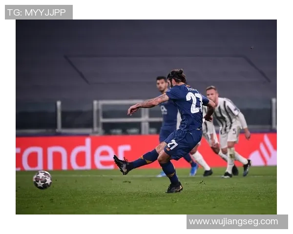 西甲激战尤文图斯与波尔图握手言和精彩瞬间引发全场热烈反响 西甲激战尤文图斯与波尔图握手言和精彩瞬间引发全场热烈反响