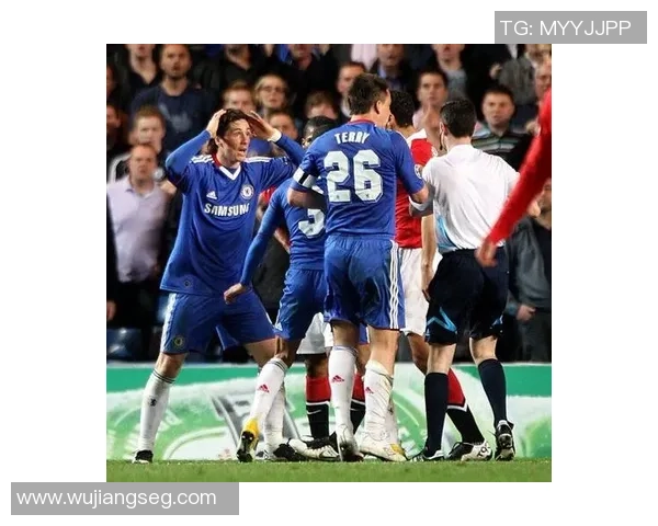 足总杯热刺逆转尤文图斯红牌争议引发全场热议与焦点分析 足总杯热刺逆转尤文图斯红牌争议引发全场热议与焦点分析